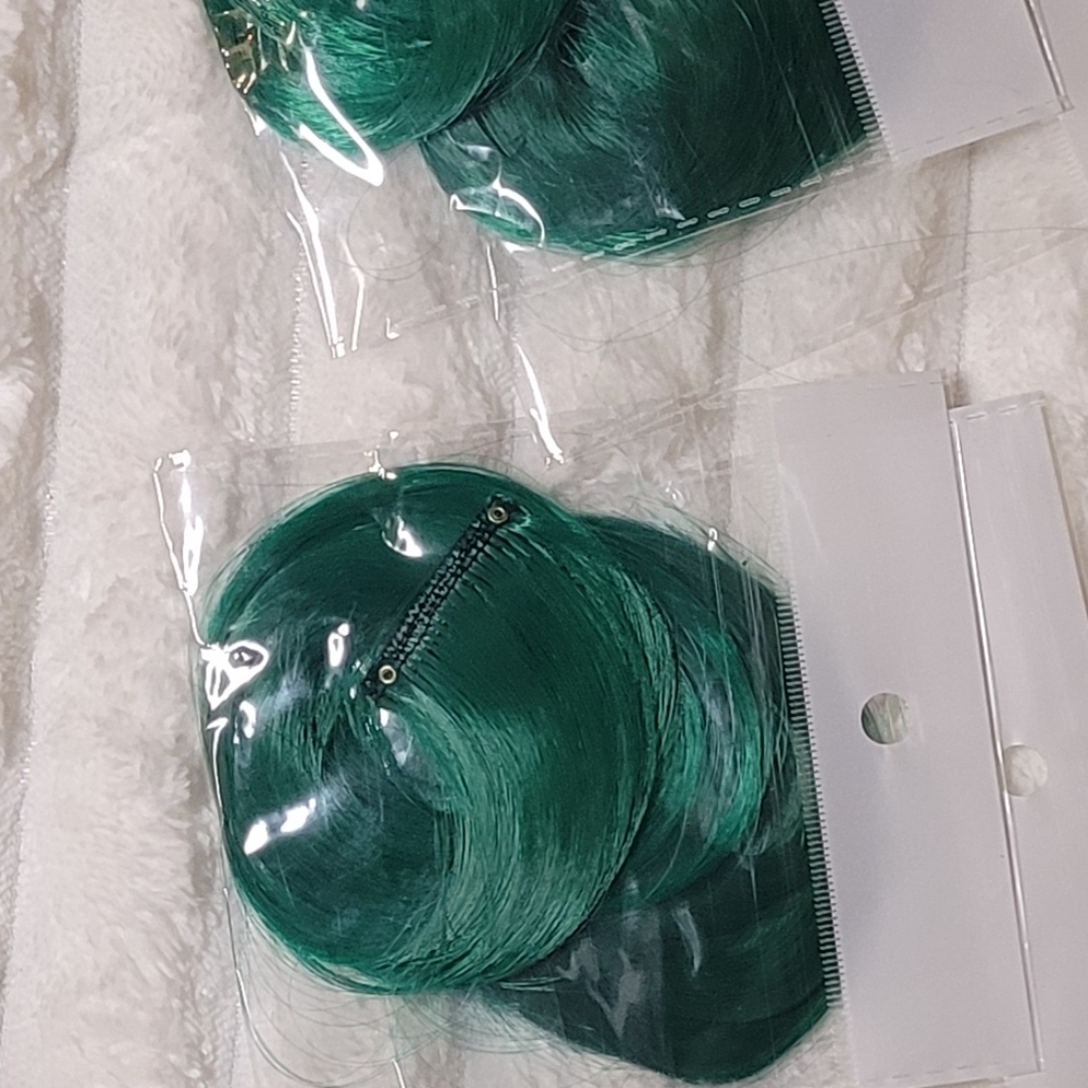 Emerald Green Hair Extensions By Feshfen, 5 Clips 22" Long - Picture 8 of 8